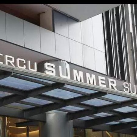 Summer Suites Klcc 1Bedroom With Twin Queen Bed Apartment Kuala Lumpur Dış mekan fotoğraf