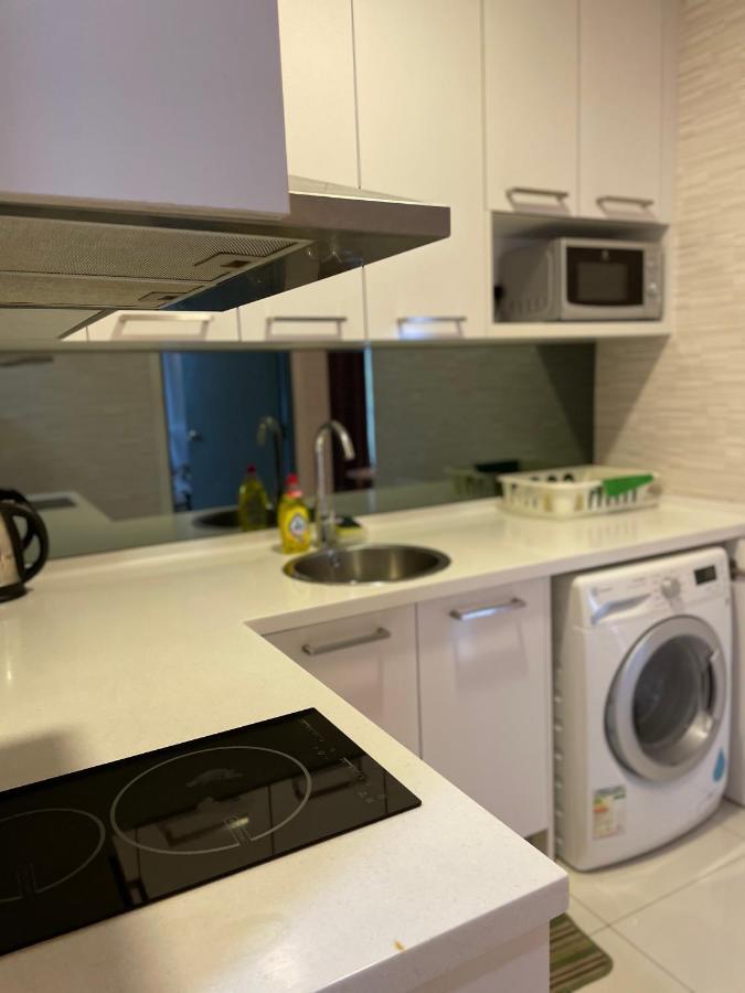 Summer Suites Klcc 1Bedroom With Twin Queen Bed Apartment Kuala Lumpur Dış mekan fotoğraf
